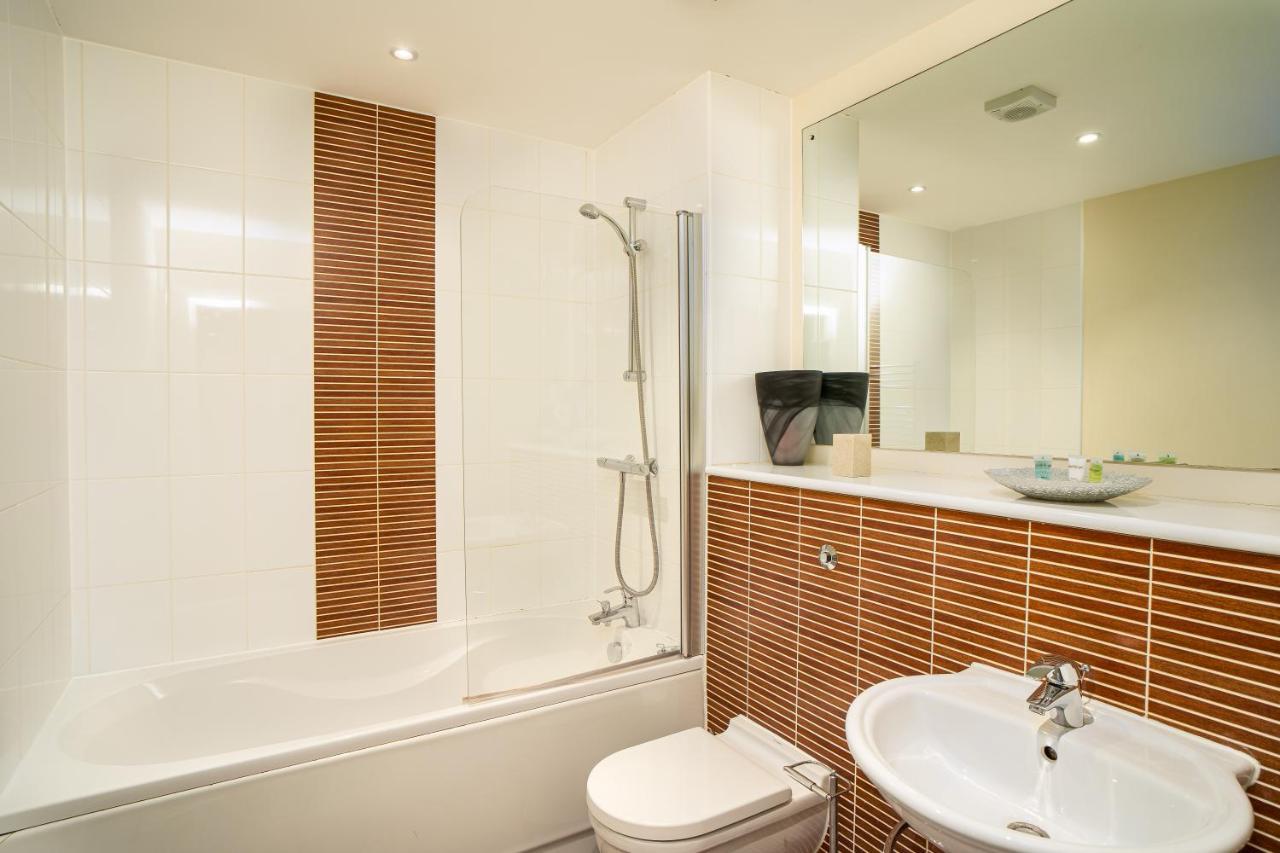 Coastal City Rooms - Waterfront Swansea Extérieur photo
