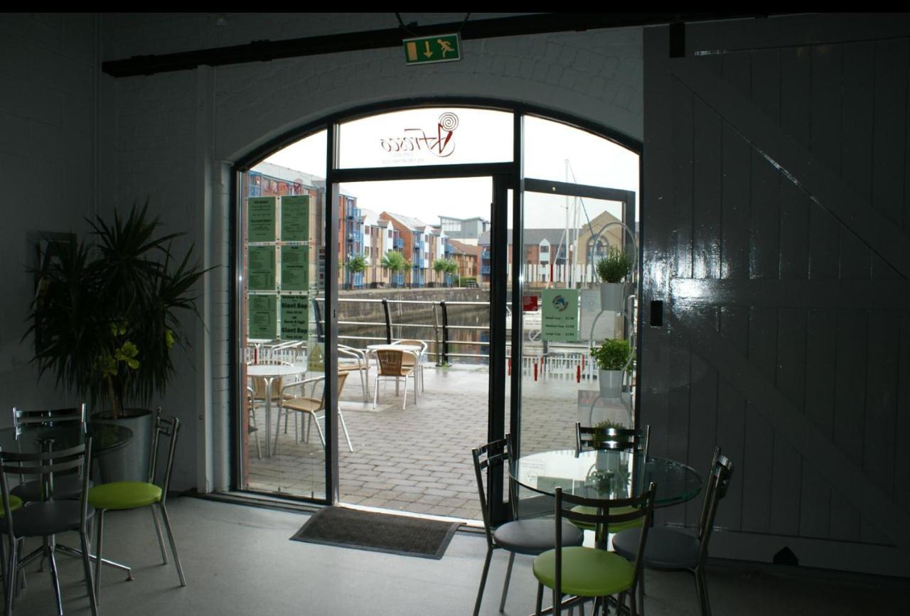 Coastal City Rooms - Waterfront Swansea Extérieur photo